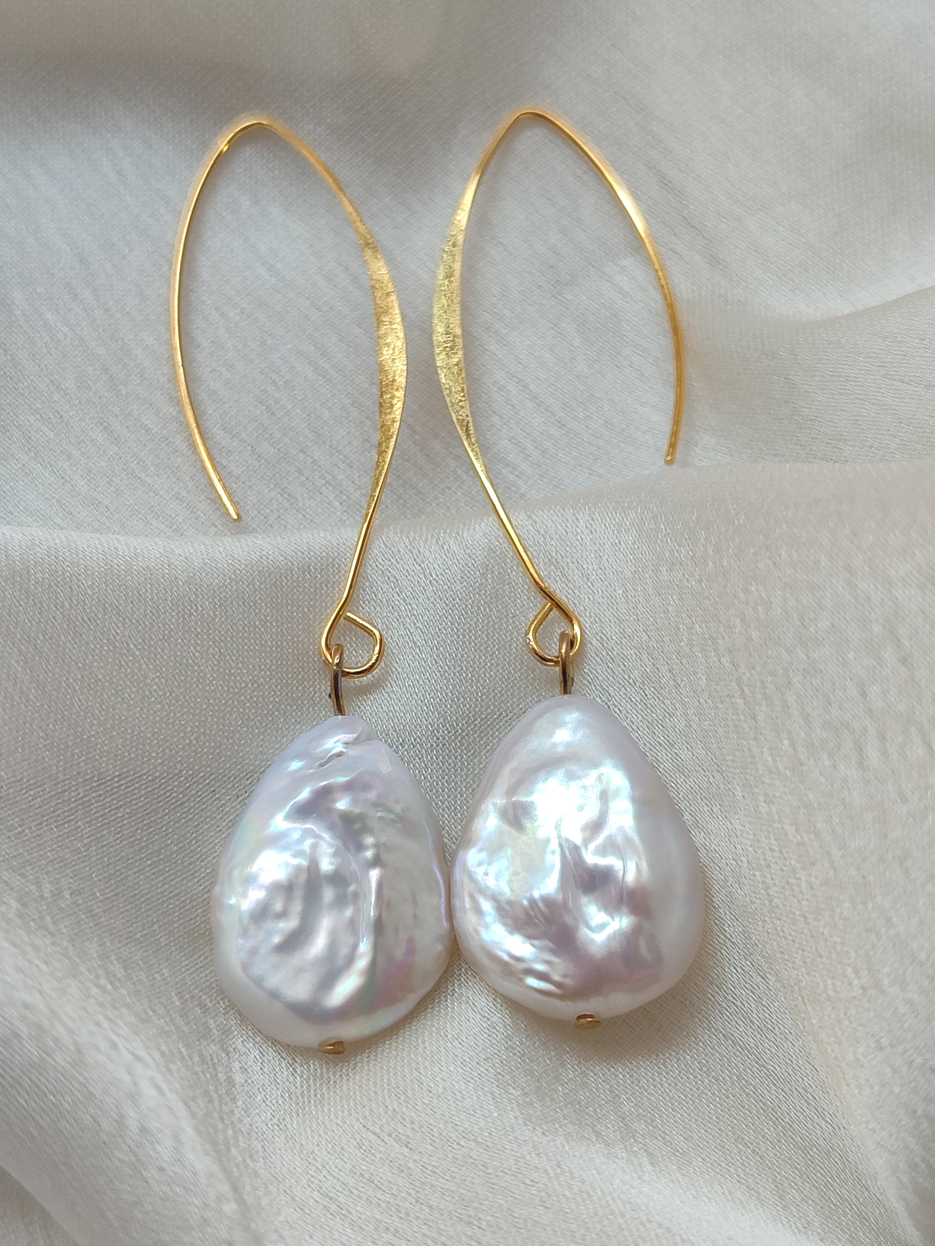Leuke Earrings