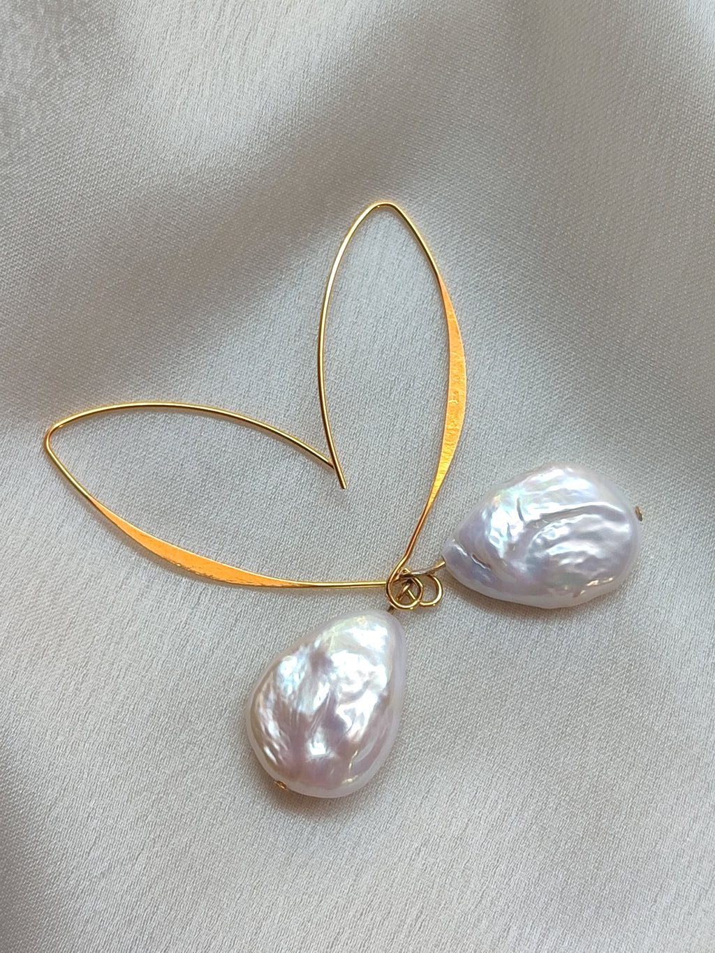 Leuke Earrings