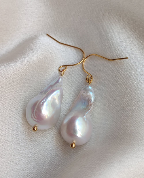 Aiglē Earrings