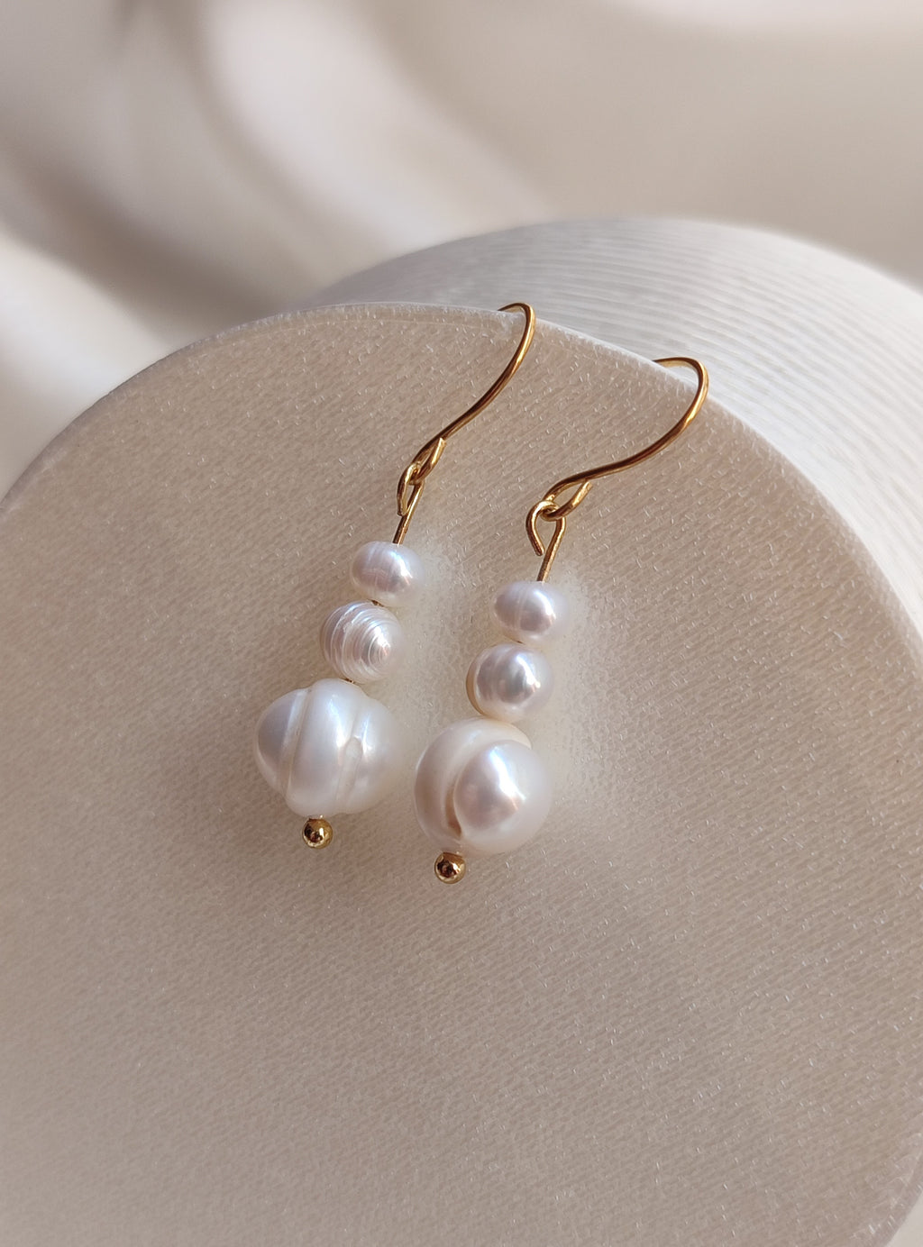 Mármaros Earrings
