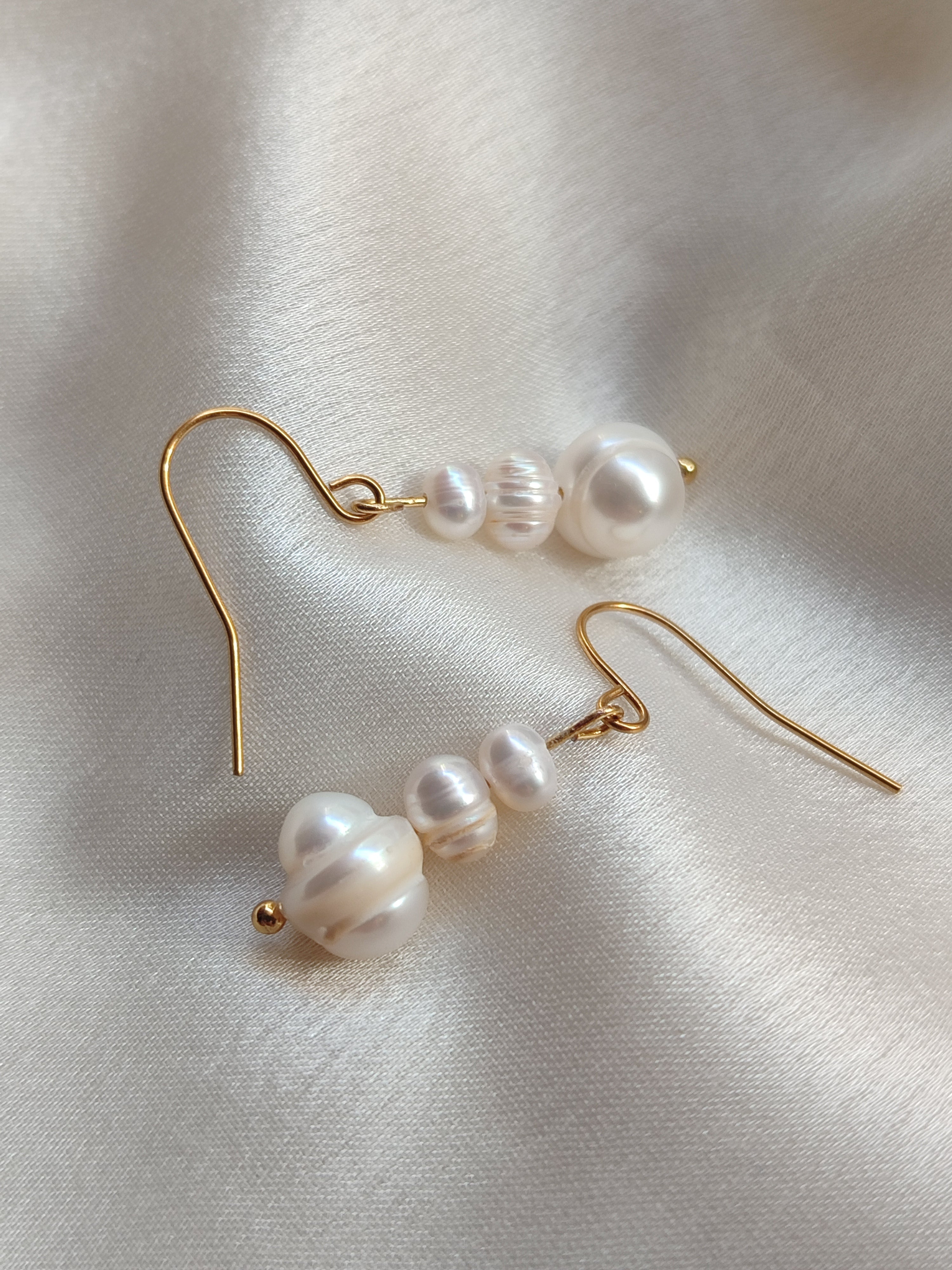 Mármaros Earrings